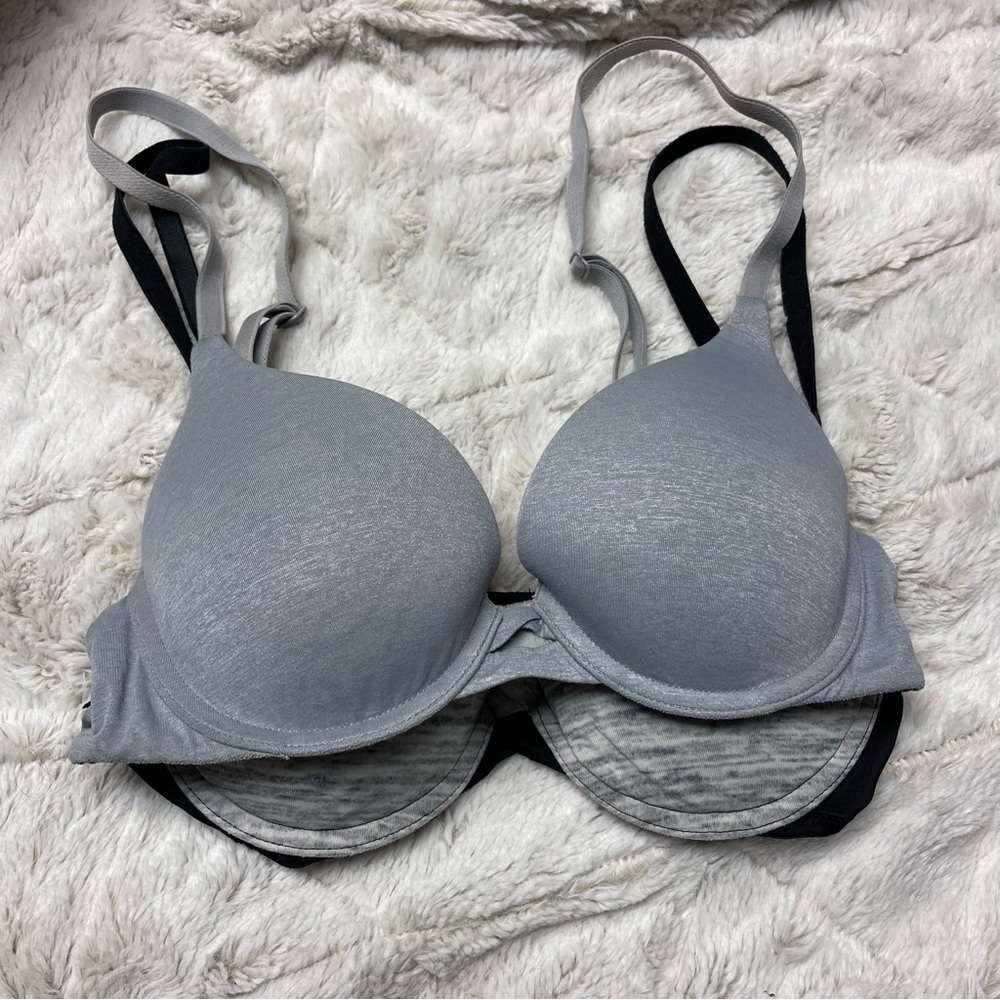 Victoria’s Secret Bra Bundle 32B